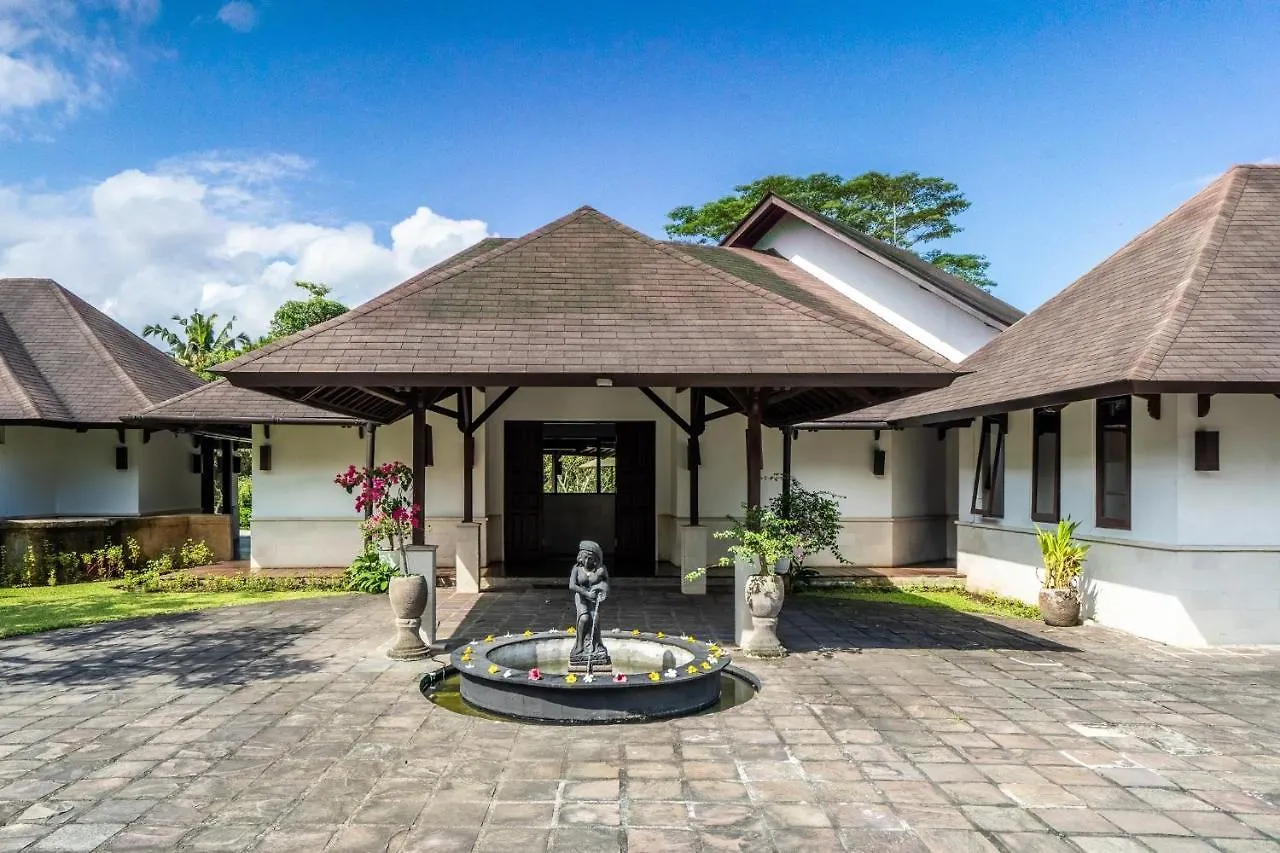 Tirta Tawar Villa Ubud 0*,